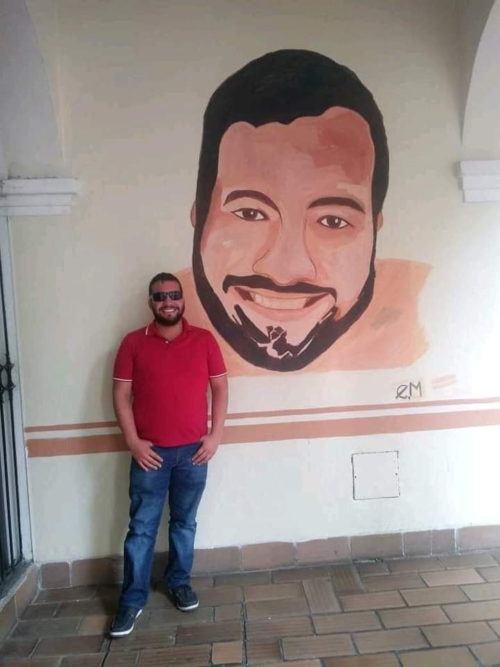 Hace pocos minutos fue asesinado el estudiante  de la Universidad del Valle Esteban Mosquera, el cual durante el paro estudiantil había perdido un ojo por el ataque del ESMAD.  Rechazo total a que sigan asesinando nuestros jóvenes por pensar diferente. Que arda todo.🔥