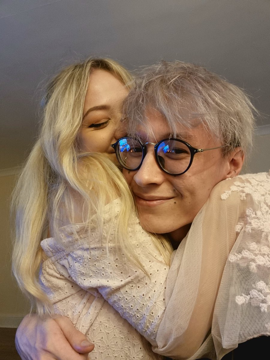 Exodus_txt's tweet image. 1 year. 10 Thousand Miles. A world pandemic.
We're finally together.