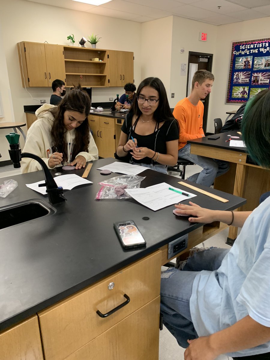 ProchnowSci's tweet image. First lab for the year today. Learning about different theories of origins of the universe. @SeguinHSTx @SeguinISD #matadorscience