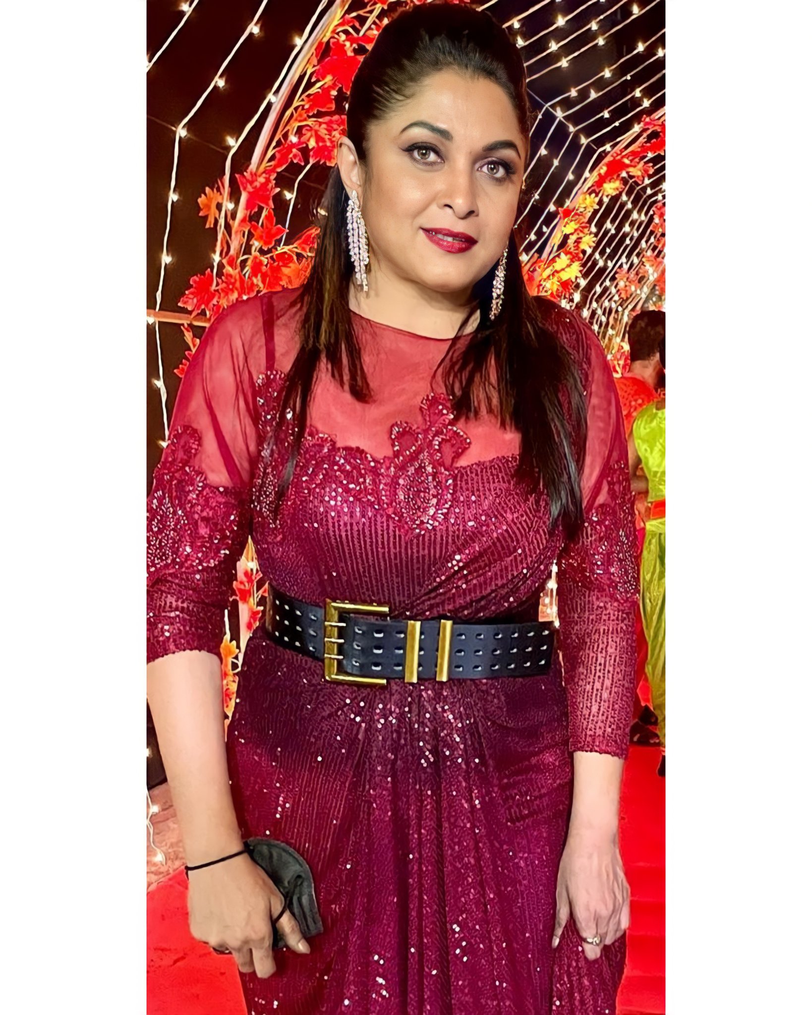 Ramya Krishnan Actress, iiQ8, Hot Actor RamyaKrishnan stills, Ramya Age iiQ8