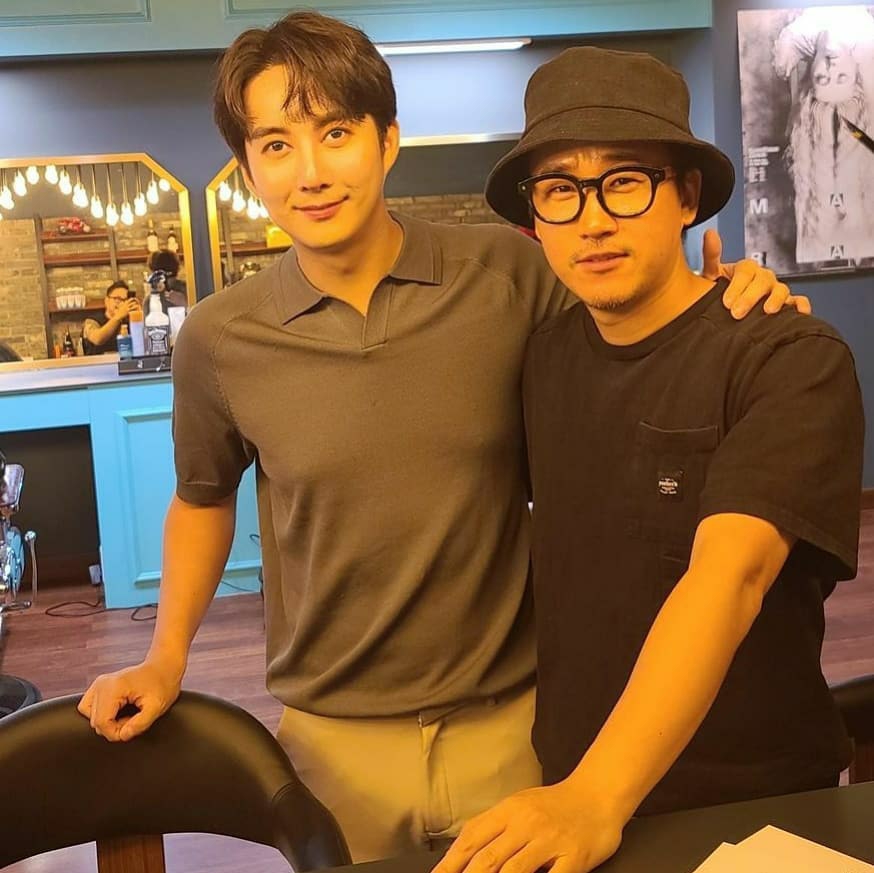 SS501Rebirth_Bo's tweet photo. Kim Hyung Jun en el instagram de Jo Dong Sik 08.23.2021

Filmando NINEPLUS Web Drama

#KIMHYUNGJUN #김형준 #JUNIQ #JUNIQWORLD #SDKB #NINEPLUS https://t.co/Sn3JOMeoKs https://t.co/L4ONfoh1tt
