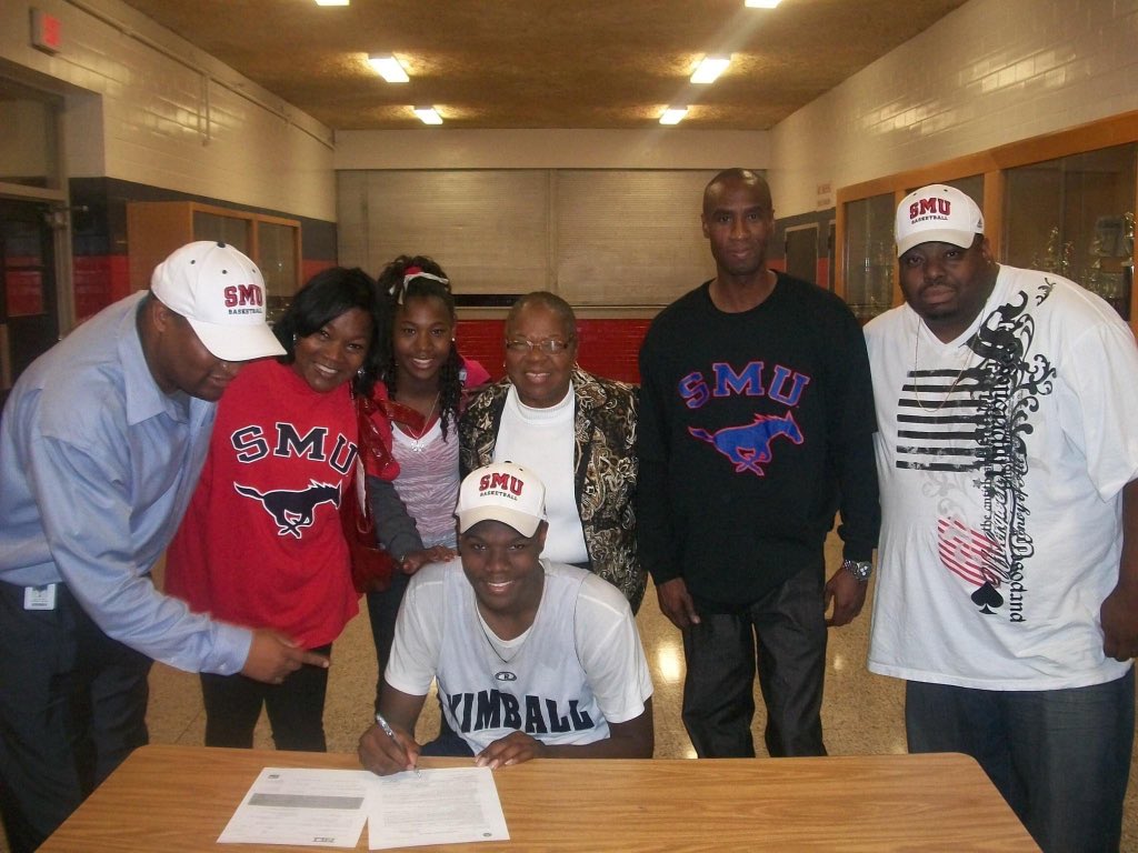 R.I.P Coach “Big” E… the impact you had on my life will never be forgotten. I will always be grateful for you taking a chance on me and bringing me into your AAU program and changing my life forever.. I’m a miss you big bro! Rest easy coach I love you man.