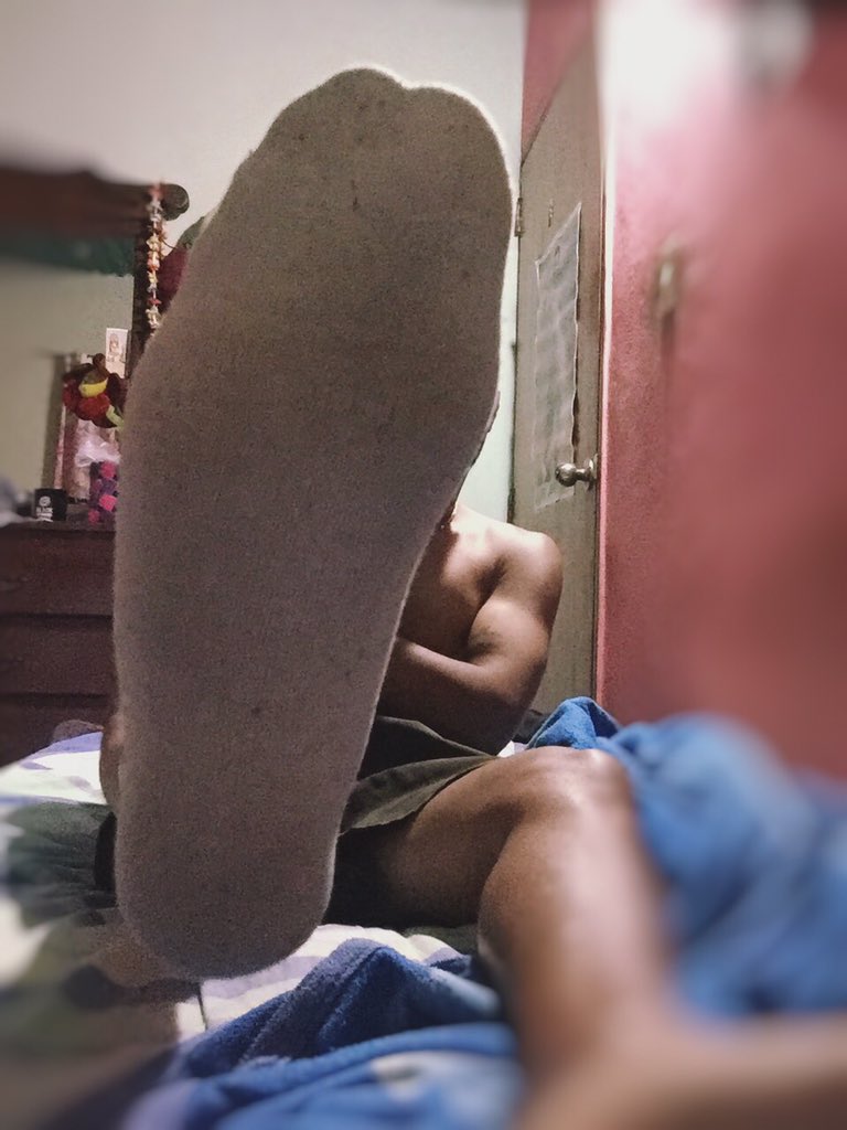 MasterPriet's tweet photo. #feet #foot #malefoot #malefeet #footworship #footslave #footmaster #findom #finsub #feetpics #cashslave #barefeet #malesole #masterfeet #soles #boyfeetfetish #malefeet #findom #alpha #cashmaster #paypig #cashapp #finsub #feetmale #alphamale #cashslave #serveme #ArmPit #shower 💵 https://t.co/wo61MFxRtX