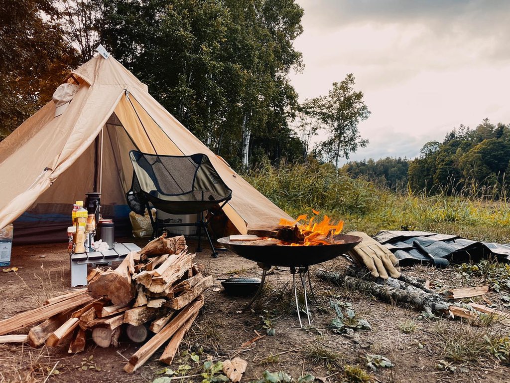 taicha0225's tweet photo. ☔️⛺️ https://t.co/WBb957s1RB