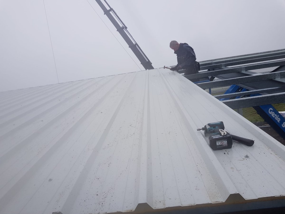 TCvdDoolBV's tweet image. In the middle of Iceland T.C. v.d. Dool B.V. builds a steel warehouse.
Due to travel restrictions related to Covid 19, we started this project a few months later than planned. So our men must hurry before the weather turns to winter conditions.
tcvddool.nl