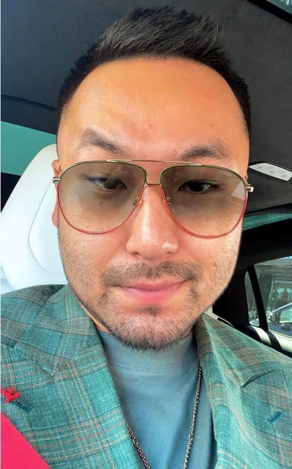 Ерөнхийлөгчийн сонгуулиар Мөнхжин гэдэг энэ залуу Энхбат гуайг дэмжээд байл уу яаалаа 🤔