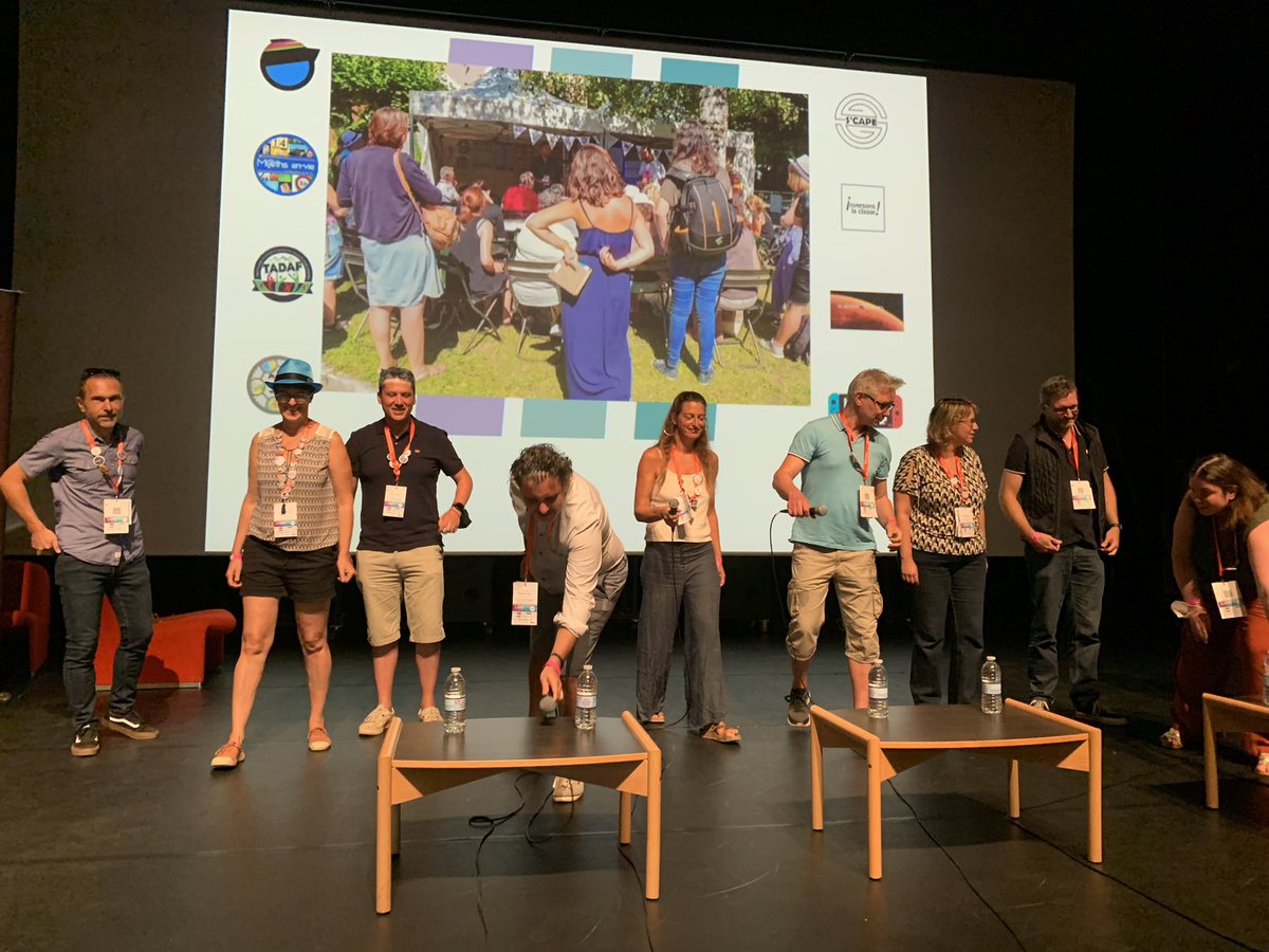 MaitresseDejNa's tweet photo. #Ludovia18 L’allégorie de la ruche parfaitement illustrée @Classe_Inversee #PatCworK @Sebfranc3459 @Twittconseil @mathsenvie @TeamLudens @ScapEdu @survive_on_mars https://t.co/ZSMjaZCdtp