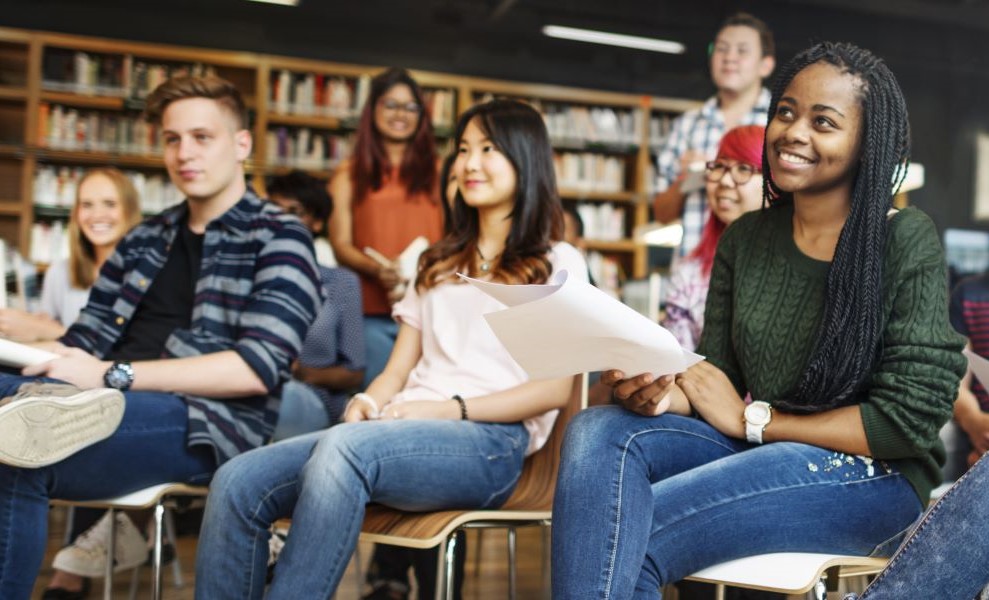 OUFreeLearning's tweet photo. Starting #university this autumn?
The @OpenUniversity and @RussellGroup have teamed up to create #JumpstartUniversity - an online hub of FREE materials and courses to help you prepare, whichever university you're attending.
Check it out on OpenLearn:
https://t.co/tIb0cCfcWZ https://t.co/7vrqPu9N8i