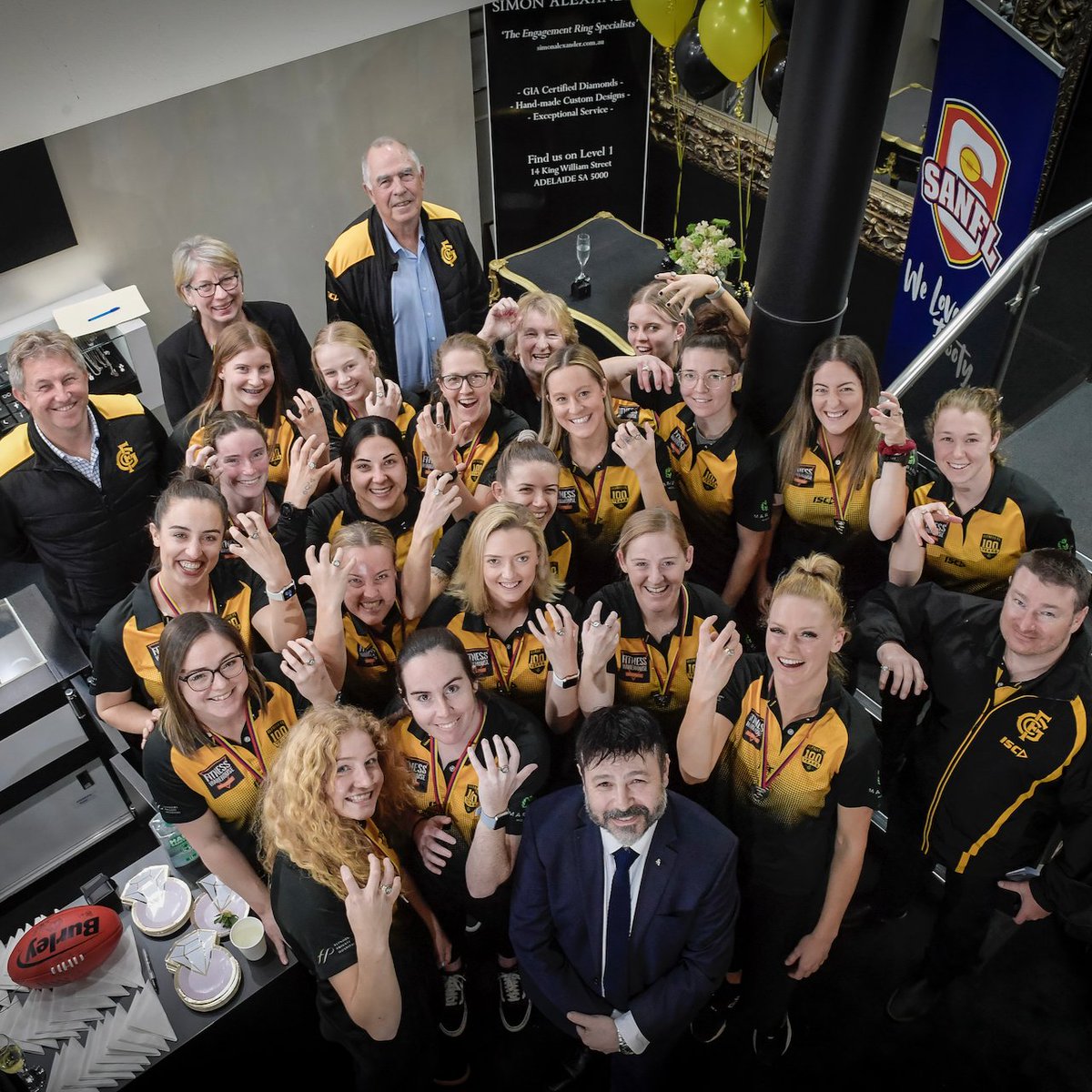 SANFL's tweet image. The Tigers new bling 💍 

Thank you Simon Alexander ❤️