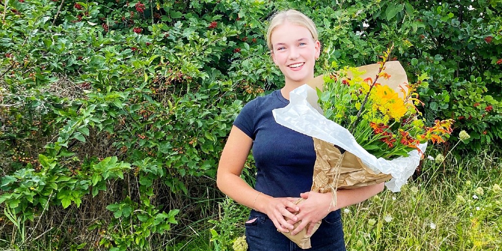 DCCC (@dccccancer) on Twitter photo 🎓Endnu en vinder: <a href="/SolmundeE/">Elisabeth Solmunde</a> får pris for simpel formidling med blik for patienten
"Jeg har taget mig frihed til at formidle meget simpelt, selvom mange af deltagerne på Danske Kræftforskningsdage nok er meget klogere end mig"
👉dccc.dk/nyheder/elisab…
#DKD2021 #dkvid #dksund 🎓Endnu en vinder: <a href="/SolmundeE/">Elisabeth Solmunde</a> får pris for simpel formidling med blik for patienten
"Jeg har taget mig frihed til at formidle meget simpelt, selvom mange af deltagerne på Danske Kræftforskningsdage nok er meget klogere end mig"
👉dccc.dk/nyheder/elisab…
#DKD2021 #dkvid #dksund
