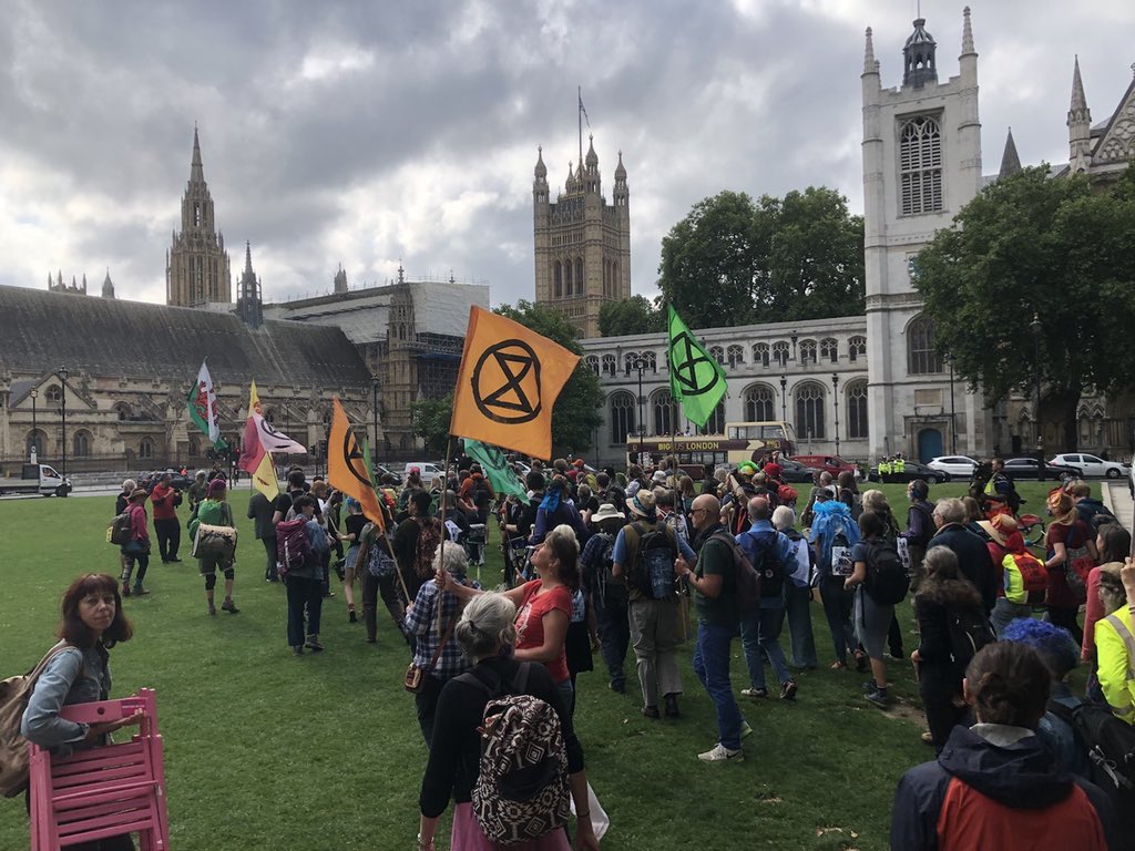 We’re in Parliament Square joining @XrCymru and making some noise! Come join us to demand that Westminster stops making deals with climate criminals 
@ExtinctionR @XRebellionUK #ExtinctionRebellion #ClimateEmergency #ImpossibleRebellion #xryouth