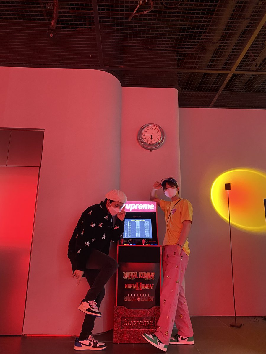 mashibabe_'s tweet photo. LOVE YOU BOTH https://t.co/or8srugyge