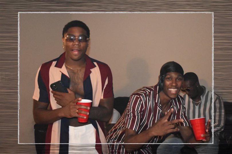 Drake_thesavage's tweet photo. 🗣Rare Film 🎞
Blessed to See another 365 🎂🥳 Im the young OG now😈
📸:@twofoursvg
📸:@ImDeepTho
Appreciate Everybody for coming out and showing love 💛⚡️
#ProjectChi🎈🤡⚡️ https://t.co/0mcsUp6YR7