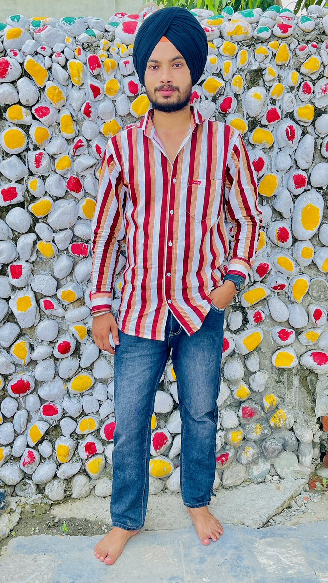 jaggi_officialy's tweet photo. Every colour says something🌈
#Pink Floyd #GRAY #PURPLE_KISS #BlackShinesBrightest #ColourEveryMoment #ColourWorld https://t.co/4pPA4xwpZW