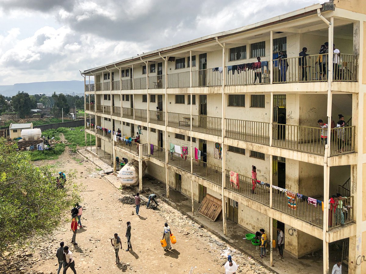 UNHCREthiopia's tweet photo. This secondary school in Mekele, capital of  🇪🇹 Tigray, accommodates over 2,000 internally displaced people, driven from their homes by the conflict in the region. 

This is one of many sites in Tigray hosting people who had to leave everything behind. 

Their needs are dire. https://t.co/xexLhxbIkd