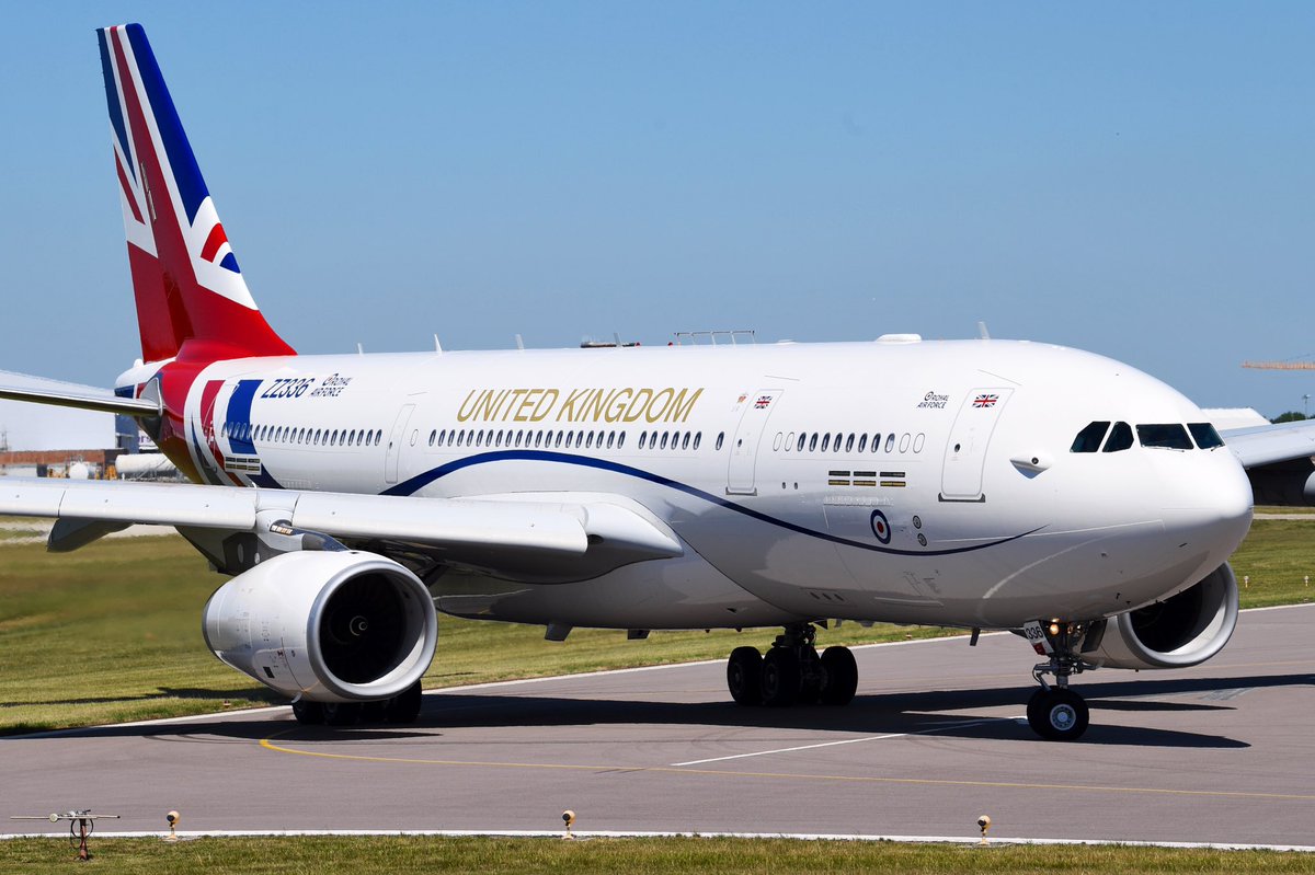 Time the Prime Minister provided Operation Ark with his tax payer funded plane to rescue Pen Fathing &amp; his team &amp; animals from Kabul <a href="/BorisJohnson/">Boris Johnson</a> <a href="/carrielbjohnson/">Carrie Johnson</a> <a href="/ZacGoldsmith/">Zac Goldsmith</a> <a href="/PenFarthing/">Pen Farthing</a> <a href="/Nowzad/">NOWZAD</a> #OperationArk