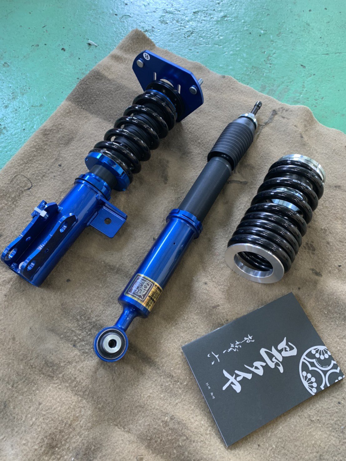 ワゴンR MH23Sリヤ日正タイヤショックのみ