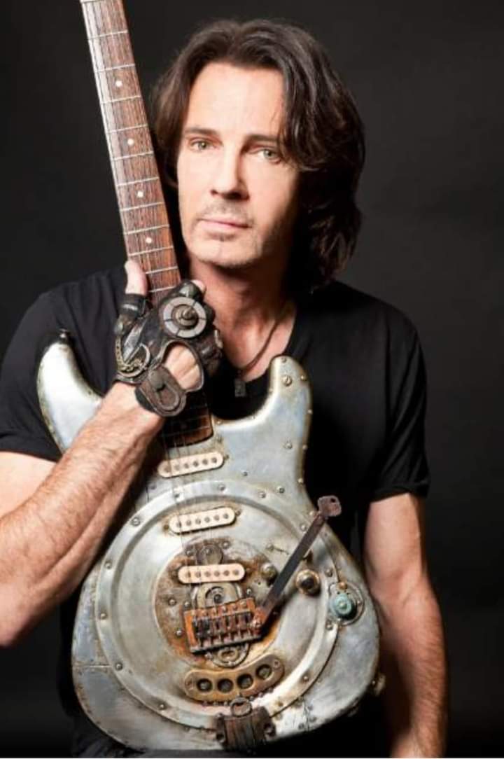 Happy 72nd Birthday to Rick Springfield!, who still performs like he is 30.  