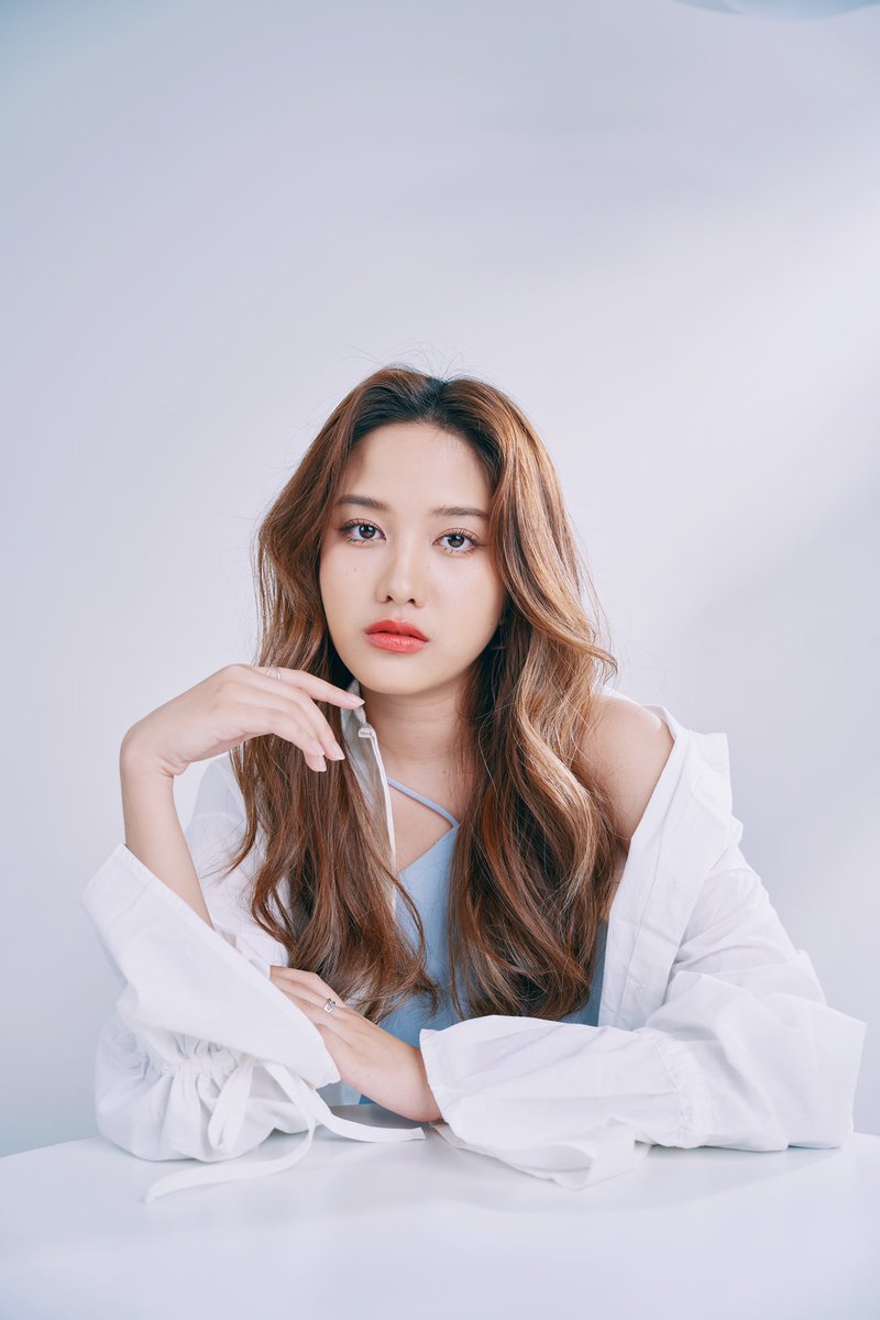 srchafreen's tweet image. Good afternoon 🌷✨🌞
วันนี้ฟรีนมาแจ้งใช้ hashtag ประจำตัวฟรีนอันใหม่ รวมไปถึงชื่อไอจีและชื่อทวิตเตอร์ด้วยค่ะ อิอิ 
หลังจากนี้ฟรีนจะใช้ #srchafreen รวบรวมความทรงจำของเราไว้ที่นี้นะคะ ขอให้วันนี้ของทุกคนเป็นวันที่สดใสและราบรื่น stay safe naka love chu all กำลังใจผลไม้รวมของฟรีน 💘