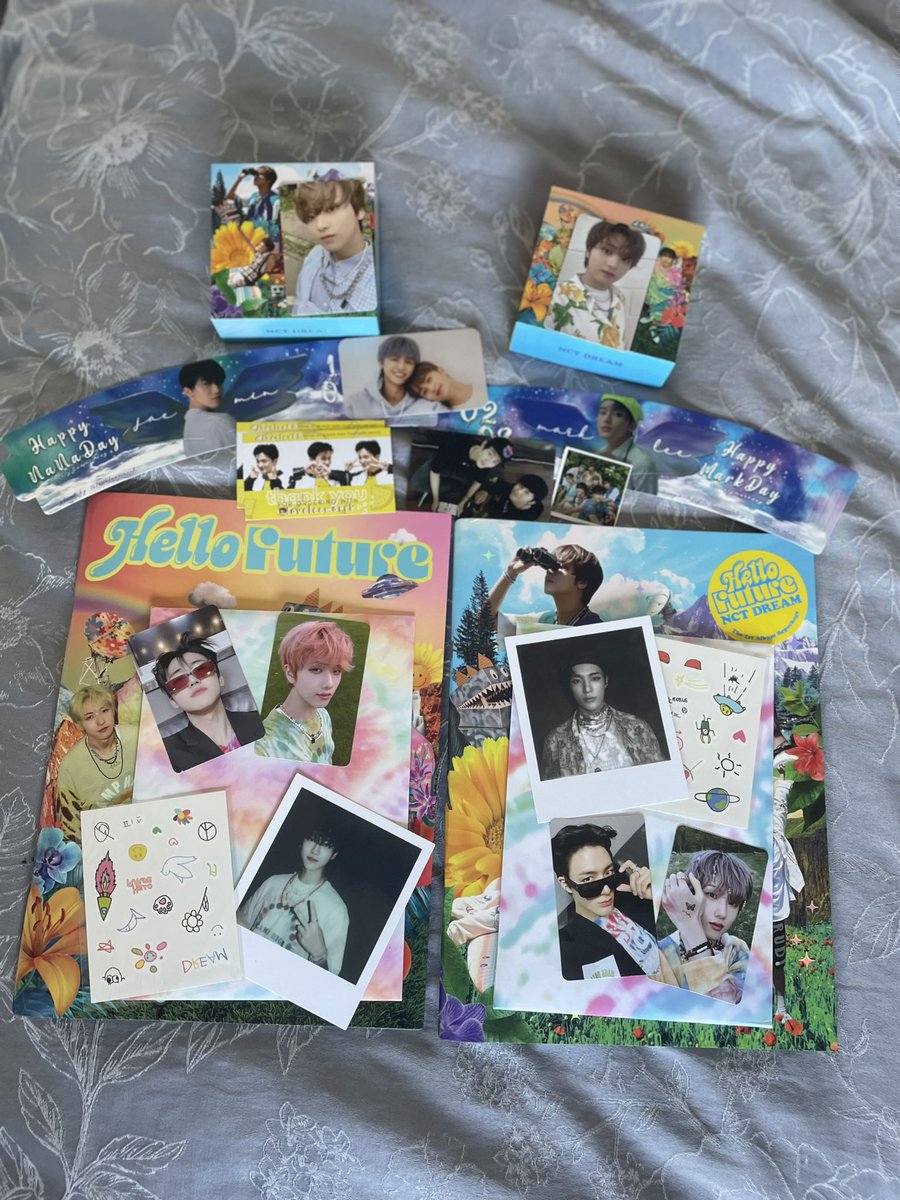 nctvlives's tweet photo. thank you for for sending out the markmin merch alongside my albums 💚@loveleemarrk #loveleeFB https://t.co/RuxRhspwfm
