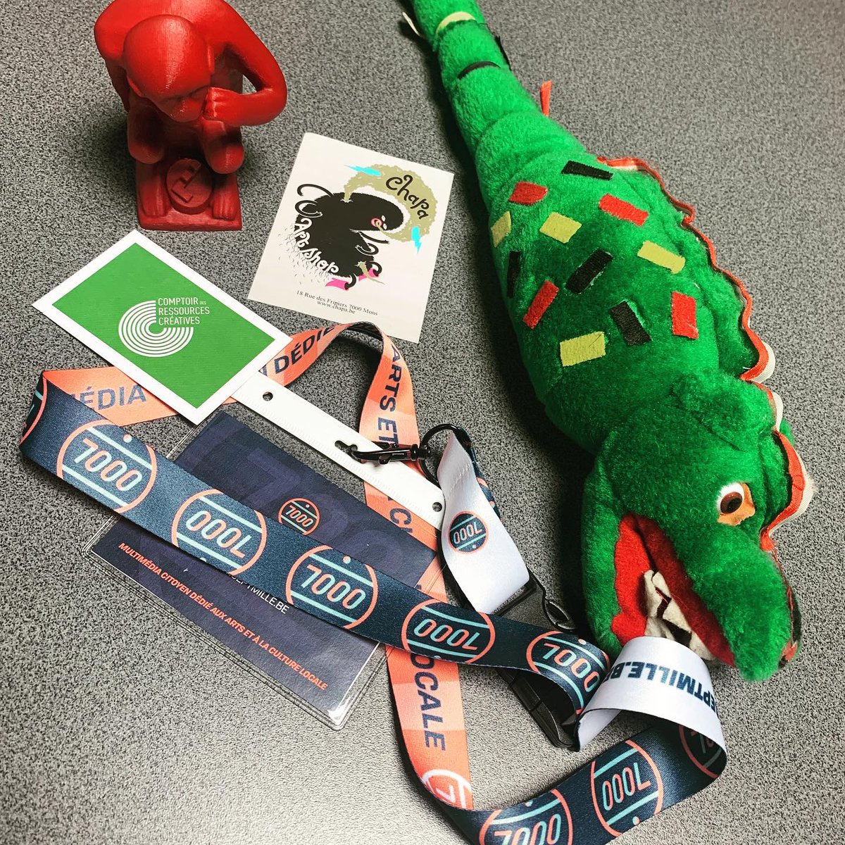 Devinez l'invité !
Dès ce vendredi, découvrez le premier épisode du CLICK’n’MEET. 
Une demi heure pour mettre à l’honneur le parcours d’individus qui portent des projets ambitieux dans le coeur du Hainaut et contribuent à la richesse du réseau HUB !