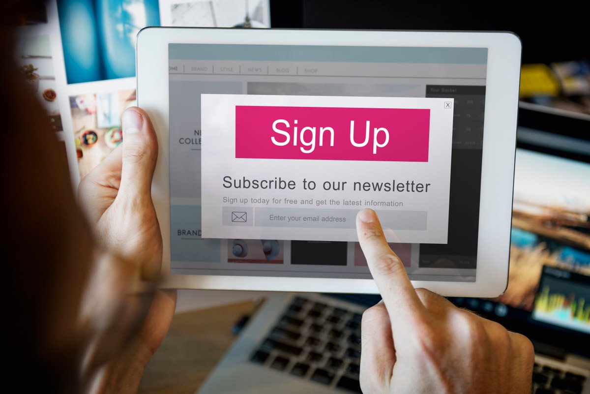 Paura di rimanere indietro con notizie e approfondimenti durante le ferie? Rimani aggiornato anche sotto l'ombrellone: ecco una lista di newsletter di digital marketing che non puoi perderti. 
bit.ly/3xxGqyQ