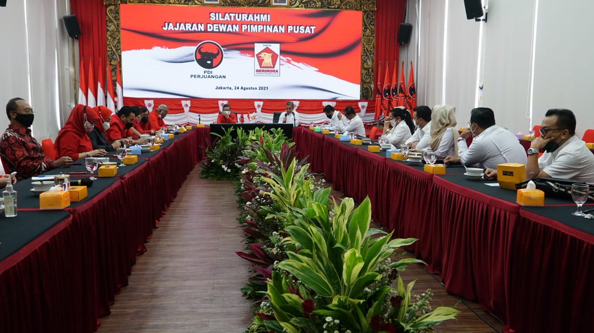 Bertemu di Diponegoro, Ini Kesepakatan PDI Perjuangan dan Gerindra. DPP PDI Perjuangan dan DPP Partai Gerindra sepakat untuk saling menguatkan gotong royong kebangsaan membantu Pemerintah dan masyarakat menghadapi pandemi covid-19. #PDIPerjuangan