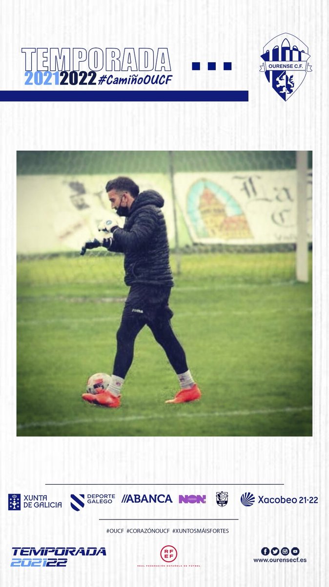 Ourense_CF's tweet photo. Corpo técnico #OUCF2122
Compromiso, ilusión, experiencia, formación. #CorazónOUCF 💙🤍
David Sotelo @dso13lo , adestrador de porteiros 🧤🥅
Profesional, home de grupo, sempre suma.
Moi querido no vestiario. https://t.co/yWU4VCQBRW