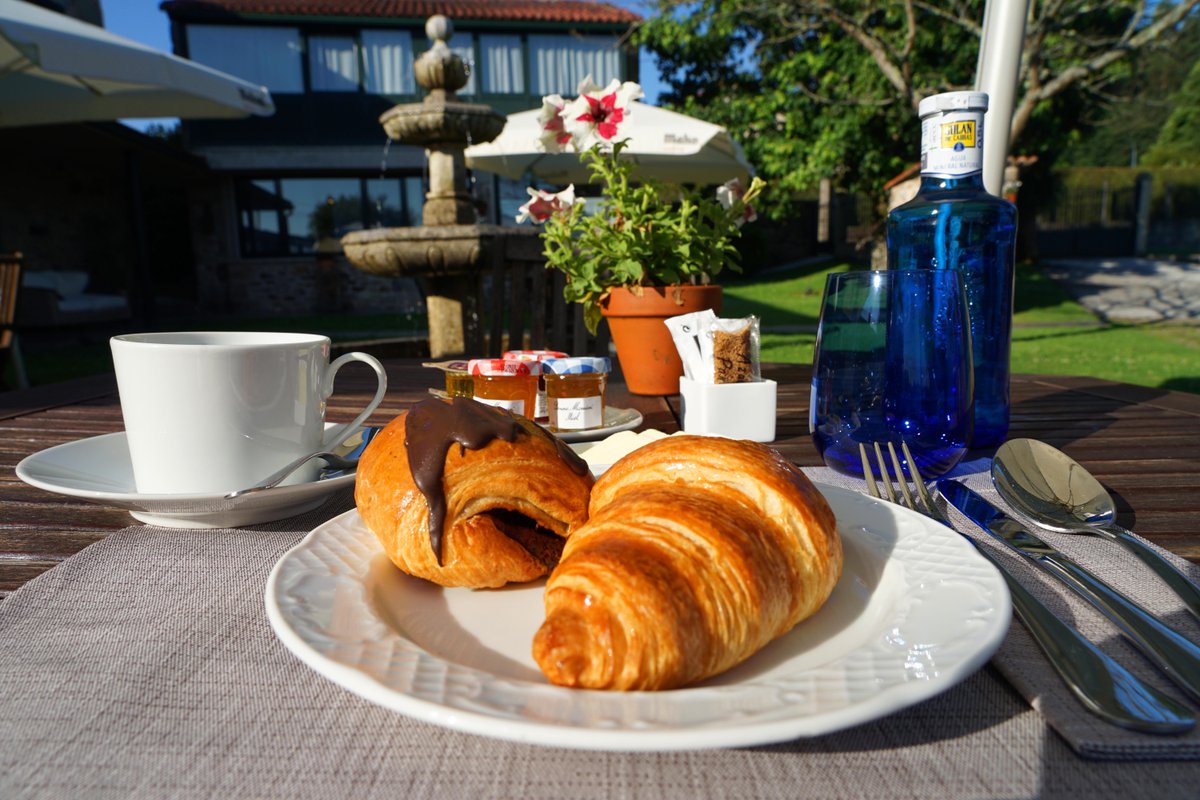 DoLagoeiro's tweet photo. Almorzamos na terraza?☀️😉
.
.
.
¿Desayunamos en la terraza?☀️😉

#ACasaDoLagoeiro #TurismoRural #GaliciaCalidade
#AEstrada #CasaRural https://t.co/l1b8kIB20X