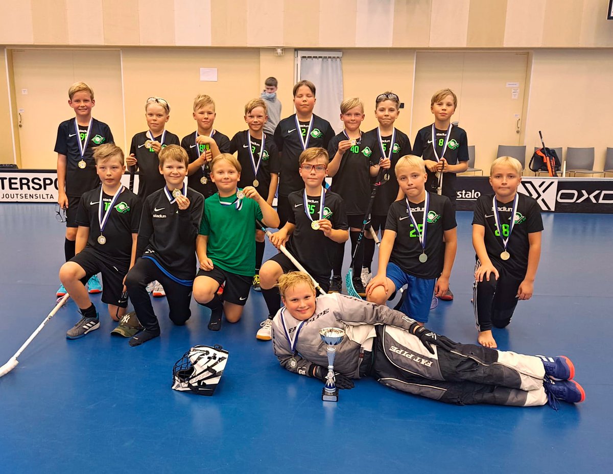 OFBC P12 Vihreä kooste 14.-15.8. pelatusta NFG turnauksesta nyt luettavissa:
facebook.com/oulunfloorball…