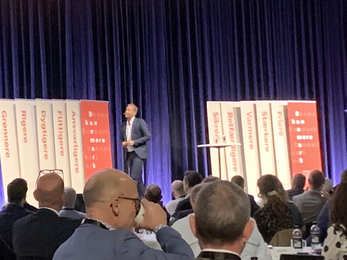 “Idrætten, foreningslivet og de frivillige skal have lys og vanding”. Vigtigt budskab fra landstræneren på samfundets store scene om fremtidens Danmark #dkpol <a href="/DIFidraet/">DIF - Bevæger Danmark</a>