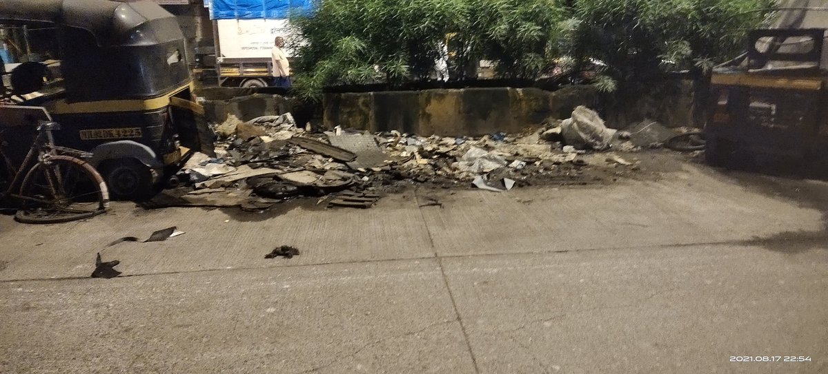Jaihind (@jihind1) on Twitter photo Illegal parking of vehicles and garbage being thrown on road side at Buddha nagar marve cross road malwani malad west --- No action taken... <a href="/mybmc/">माझी Mumbai, आपली BMC</a> <a href="/mybmcWardPN/">Ward PN BMC</a> <a href="/MumbaiPolice/">मुंबई पोलीस - Mumbai Police</a> Illegal parking of vehicles and garbage being thrown on road side at Buddha nagar marve cross road malwani malad west --- No action taken... <a href="/mybmc/">माझी Mumbai, आपली BMC</a> <a href="/mybmcWardPN/">Ward PN BMC</a> <a href="/MumbaiPolice/">मुंबई पोलीस - Mumbai Police</a>