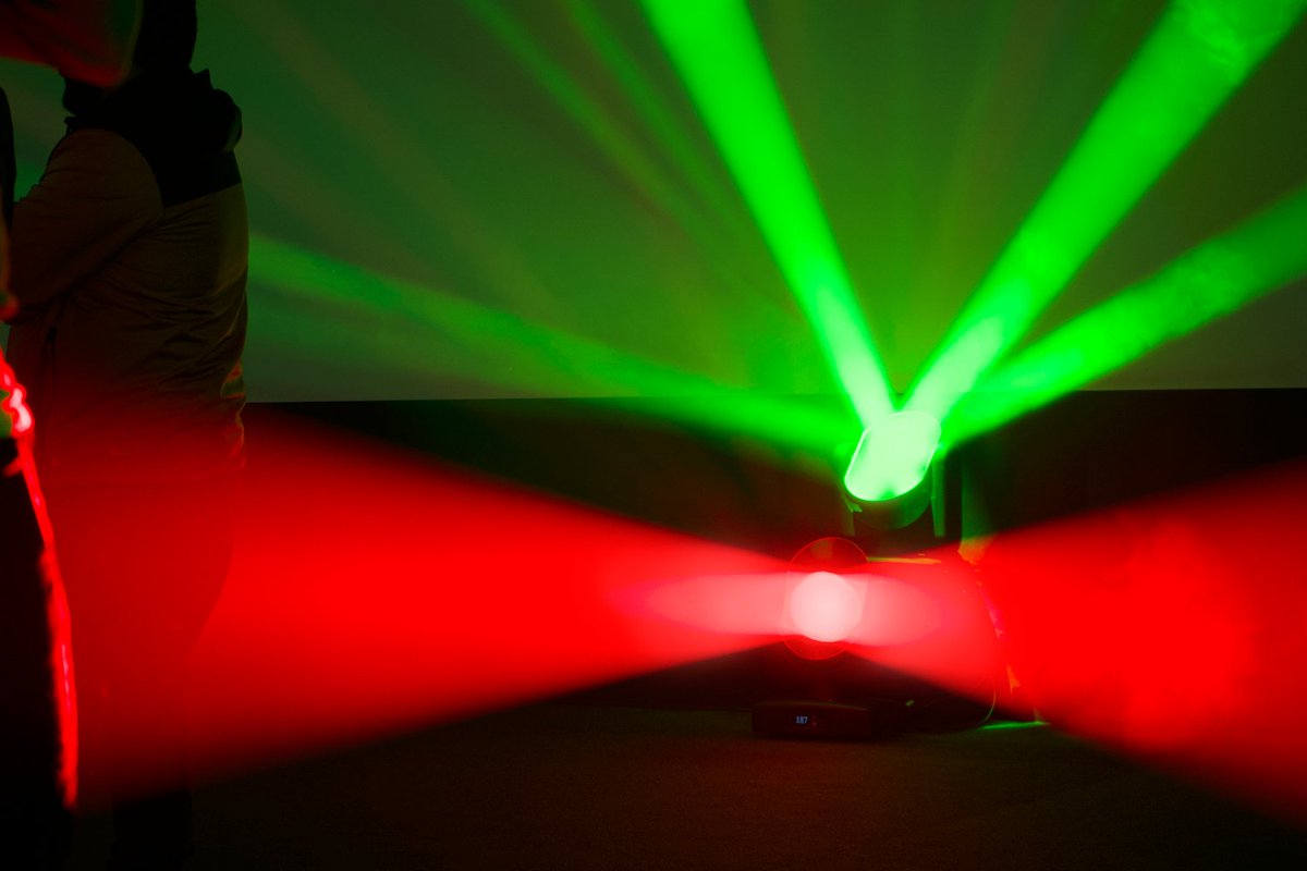 ClayPakyNews's tweet image. Volt Lites is First in the US with Claypaky’s #ReflectXion Moving Mirrors - Read more: cutt.ly/VoltLites_Firs…
#Claypaky #IgniteYourShow @Volt_Lites