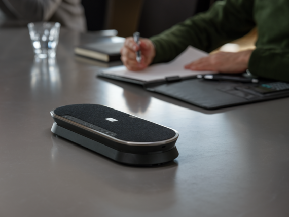 Eposaudio's tweet photo. Nowadays our teams can be working from anywhere - with the EXPAND 80 #speakerphone, bring your team together even when they are miles apart.
Discover the #EPOSEXPAND 80 as well as our other speakerphone solutions on our website: https://t.co/FLSL7oriWn
#EPOS #HybridWorking https://t.co/Hh3ZntzpFJ