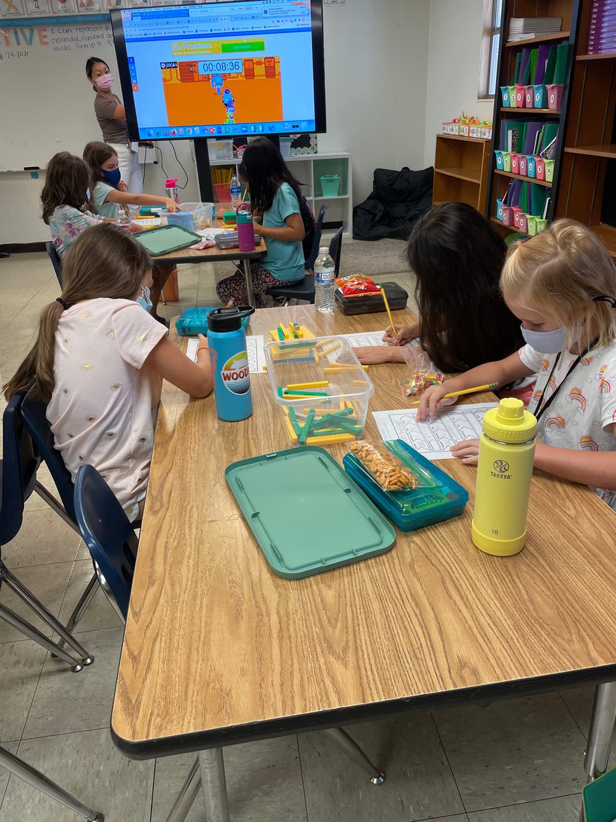 Hill Elementary (@hill_dillos) on Twitter photo Ms. Dao 3rd Grade students using math manipulatives for learning. #DilloBest <a href="/HIll_Dillos/">Hill Elementary</a> Ms. Dao 3rd Grade students using math manipulatives for learning. #DilloBest <a href="/HIll_Dillos/">Hill Elementary</a>