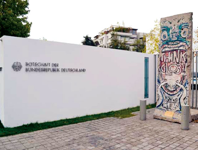 60 Jahre Bau der Berliner Mauer: Wie kam die Berliner Mauer nach Chile?

condor.cl/2021/08/24/60-…

#CondorZeitung #Mauerbau #Chile