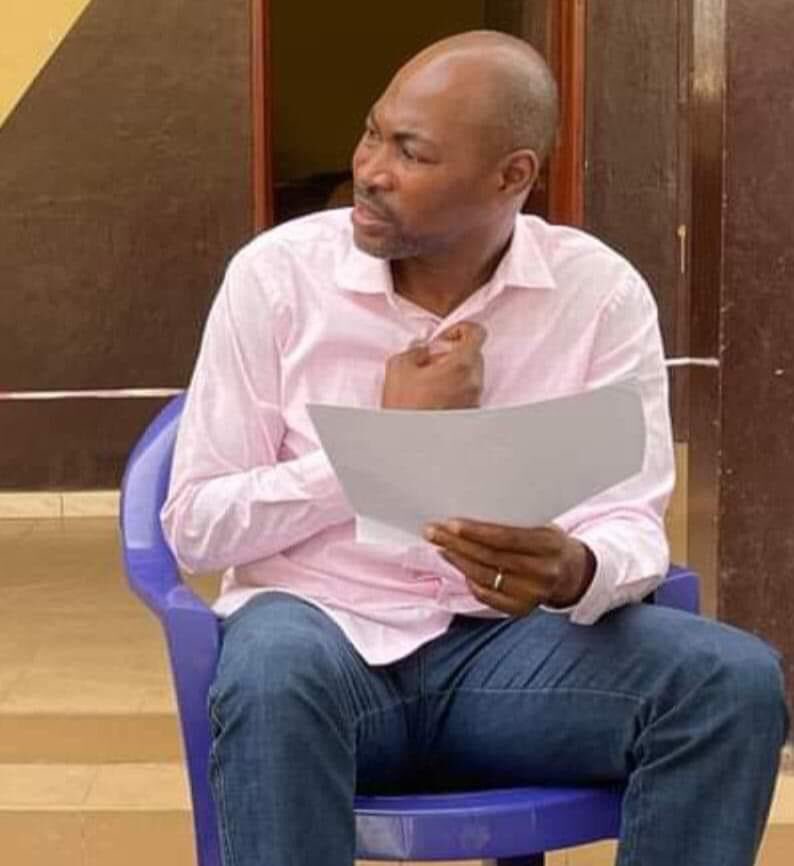 BangalyPaix's tweet photo. C’est un non événement, le Ministre Bano Barry doit s’expliquer pourquoi suspendre Monsieur Ibrahim Cisse, DG de la #SNIES. https://t.co/TN5SunU89w