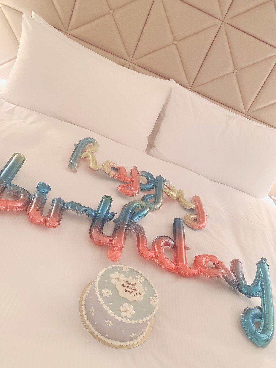 ______180cm__'s tweet photo. ✨비토짱 생일 축아해욤✨브이앱을 보고 축하를 많이 받고 행복해하는 비토짱을 봐서 나도 행복한 마음이야🥲앗 생일 선물 조금만 기다려줘ㅠㅋㅋ앞으로도 계속 비토짱만 응원 할게💪🏻💖넘 좋아햇❣️❣️#비토 https://t.co/ilXJckAnJa