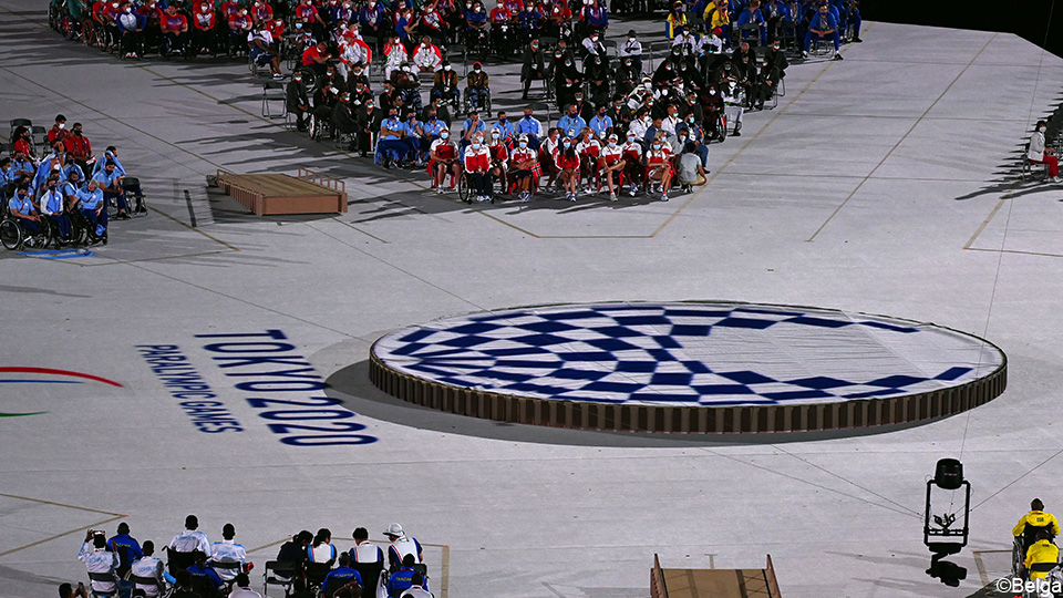 25q4yc1 W4iuqm [ 540 x 960 Pixel ]