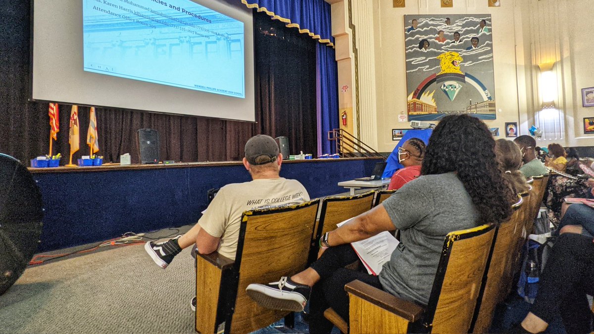Day# 2 with the best staff in Chicago! We are ready to make the most of this "Year of Opportunity". 
<a href="/AUSLChicago/">AUSL</a> <a href="/ChiPubSchools/">CPS - Chicago Public Schools</a>