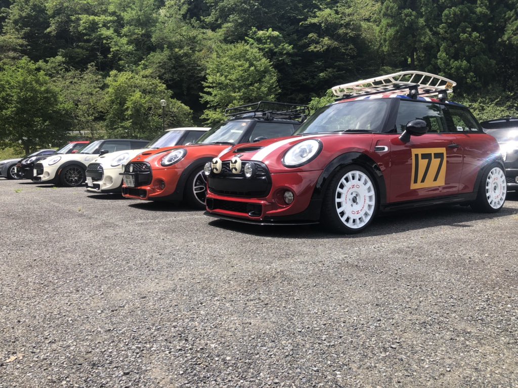 CustomLeaf's tweet image. 念願のコラボ写真撮れました❗️
お誘いありがとうございました！
心良く向かい入れてくれた皆さんありがとうございます‼︎

#bmwmini #mini #minif56 #minicooper #minicoopers #minicooperf56 #mini好きさんと繋がりたい #mini好きと繋がりたい #miniユーザーと情報交換したい