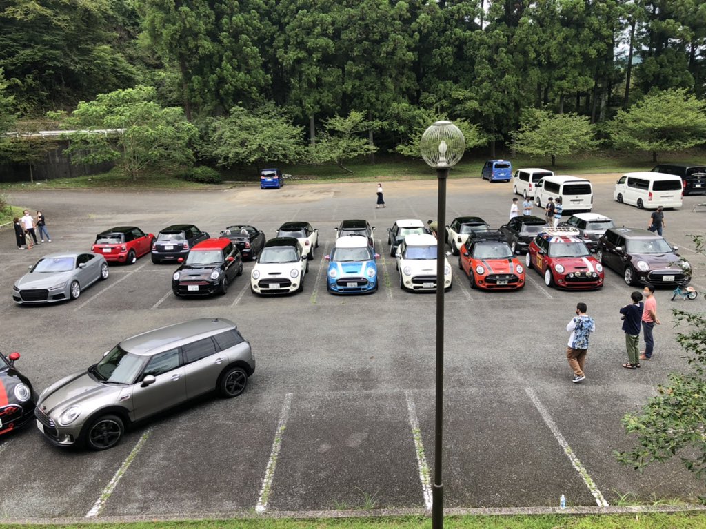 CustomLeaf's tweet image. 念願のコラボ写真撮れました❗️
お誘いありがとうございました！
心良く向かい入れてくれた皆さんありがとうございます‼︎

#bmwmini #mini #minif56 #minicooper #minicoopers #minicooperf56 #mini好きさんと繋がりたい #mini好きと繋がりたい #miniユーザーと情報交換したい