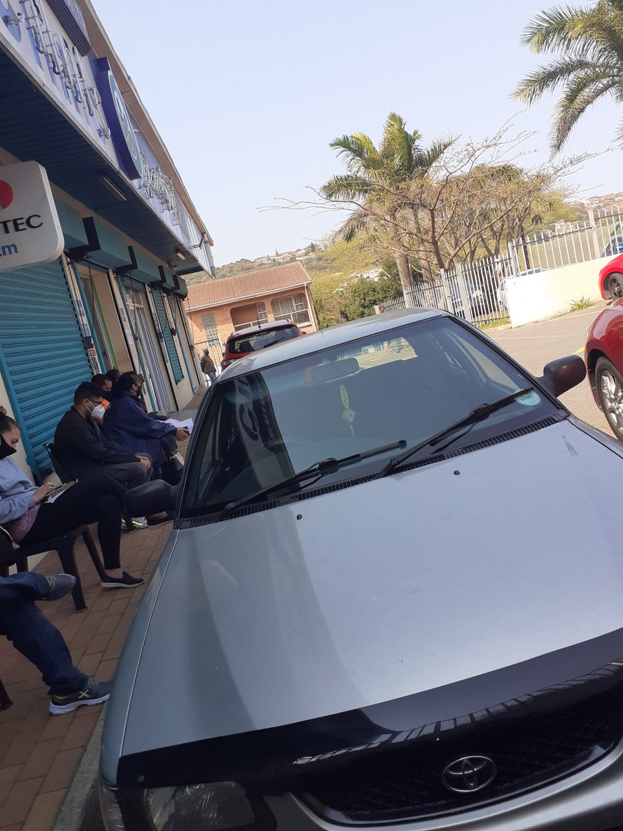 Poncho_YKM's tweet photo. In line at the pharmacy waiting to take the covid vaccine https://t.co/e2HGhZcIht