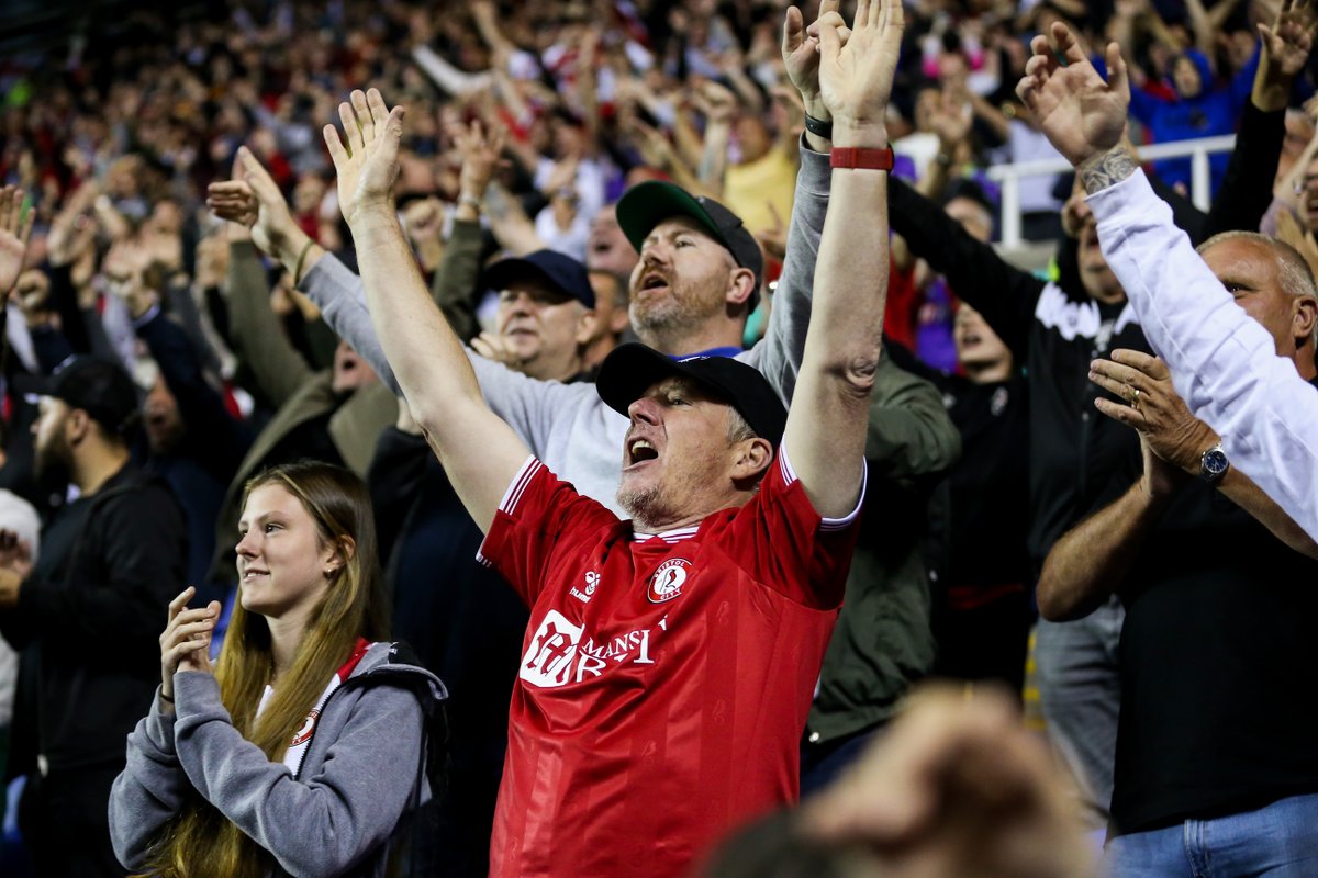 bristolcitylive's tweet photo. #BristolCity have sold out their 2,453-strong allocation for Saturday's Severnside Derby against #CardiffCity 🙌🔴⚪ https://t.co/wYY7chLt1M