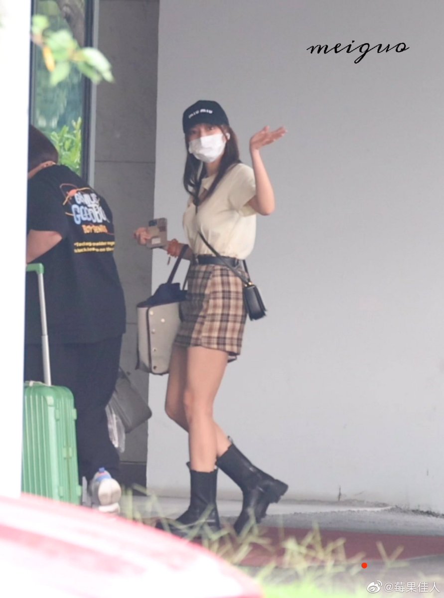 shvnthny's tweet photo. 210824 — #程潇 • #chengxiao

cheng xiao shanghai departure 🛫🛫🛫

🤳🏻 fantaken Ⓒ 莓果佳人 https://t.co/T5zcPSJRUN