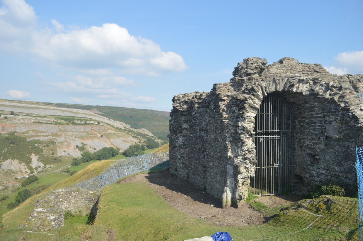 #DIGDIARY - Day 1 of CPAT at Dinas Brân Gatehouse!

We have been commissioned to undertake an archaeological evaluation by Denbighshire County Council (Our Picturesque Landscape Team) -  conservation of the castle structure & post-covid public engagement, at Castell Dinas Brân