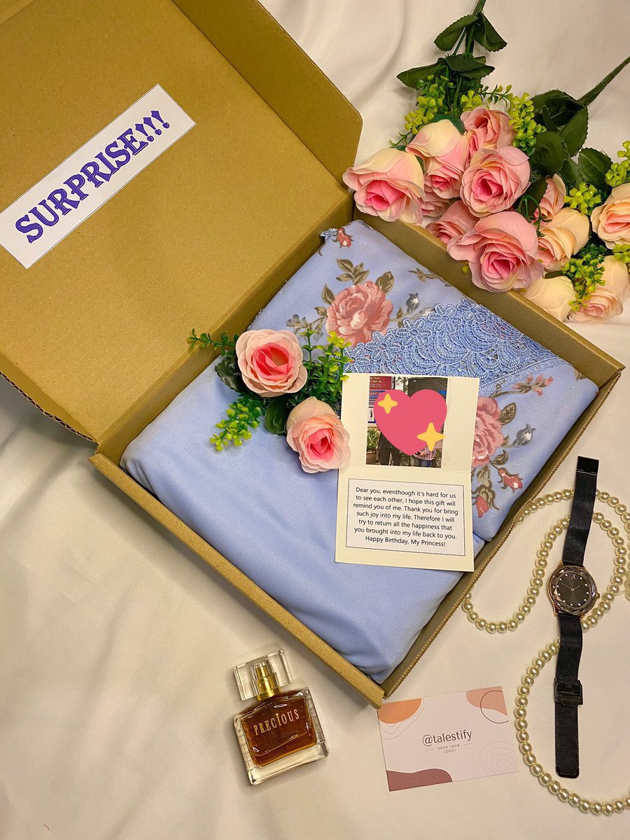 talestify's tweet photo. 😍 giftbox telekung all designs rm80 only! free postage, wish card, flowerss💐 complete set tauu🎁

ramai yg tanya "sis, boleh request ucapan sendiri tak?" ofc bolehhh ❣️❣️ free je &amp; takde limit words punn 🥳

for catalogue/nak order boleh whatsapp🧸
https://t.co/j8ceAGerTy https://t.co/rJzyY4xuq7