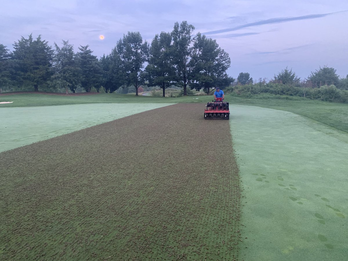 PCagronomy's tweet image. Aeration going smooth