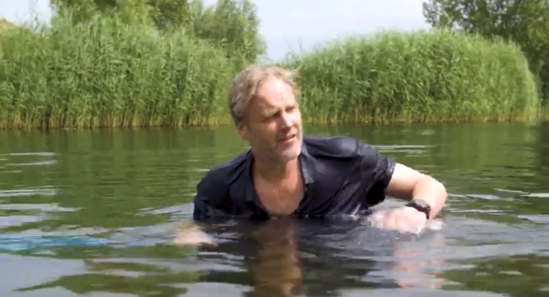 Andre van der Zee tweet media