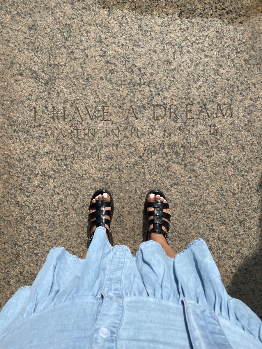 ses_theactivist's tweet photo. It’s always an honor to set foot where Dr.King gave his famous I HAVE A DREAM speech. As I prepare to give a very impotent speech tomorrow, I pray that his spirit guides to know what to say! #BeMindFullSarahi #Dreamer #CivilRights #AmericanDream https://t.co/JwoZ3jPDom
